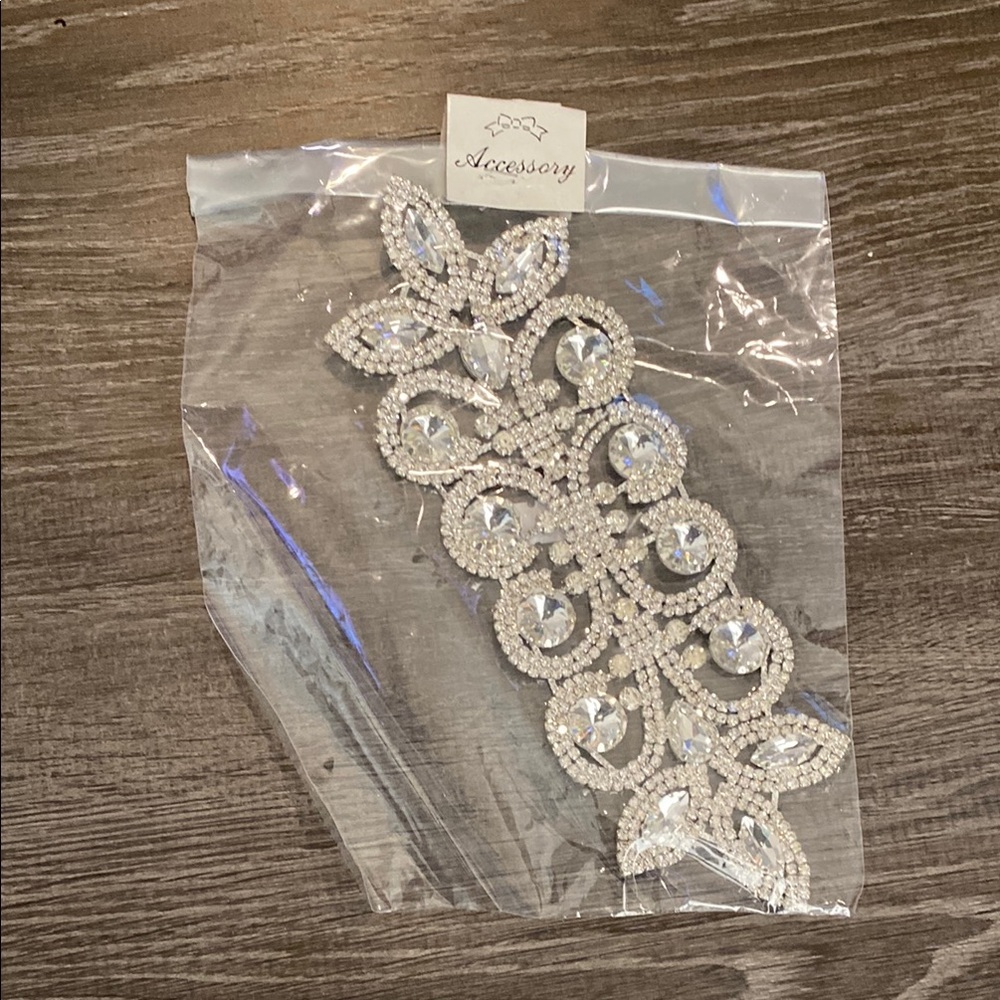 Elegant Silver Rhinestone Appliqu Accessory Sew On
